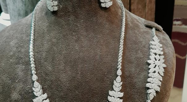 فروشگاه نقره اهورا فروشگاه نقره اهورا