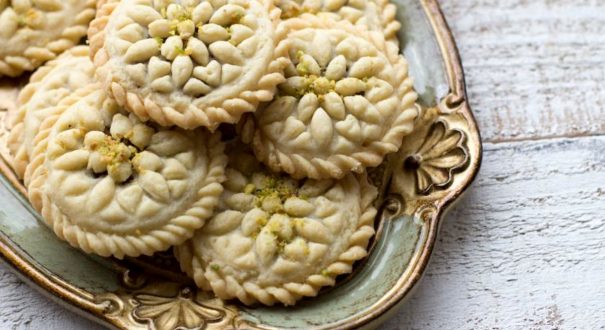 فروشگاه آجیل و شیرینی گلستان فروشگاه آجیل و شیرینی گلستان